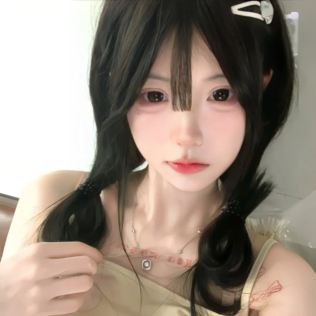 伊丽莎·施莱辛格：永远火辣辣